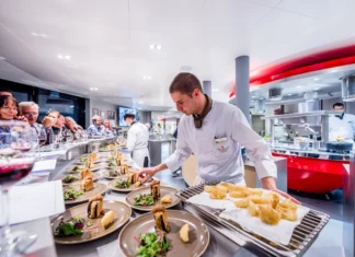 Học Nấu Ăn & Làm Bánh Chuẩn Thụy Sĩ — Culinary Arts Academy Switzerland (CAAS)